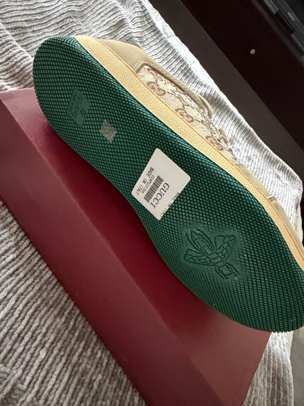 Gucci Beige Crystal-Embellished Sneaker with Green Trim - Picture 2 of 3